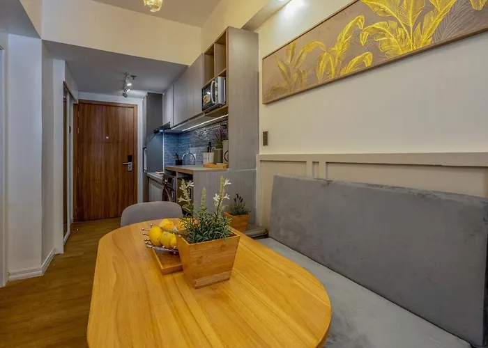 Apartamento Stylish Luxe 1 Bedroom Near Naia - Free High Speed Wifi *