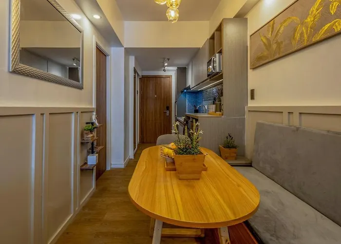 Stylish Luxe 1 Bedroom Near Naia - Free High Speed Wifi Manila