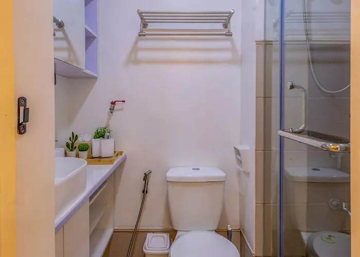 Stylish Luxe 1 Bedroom Near Naia - Free High Speed Wifi *